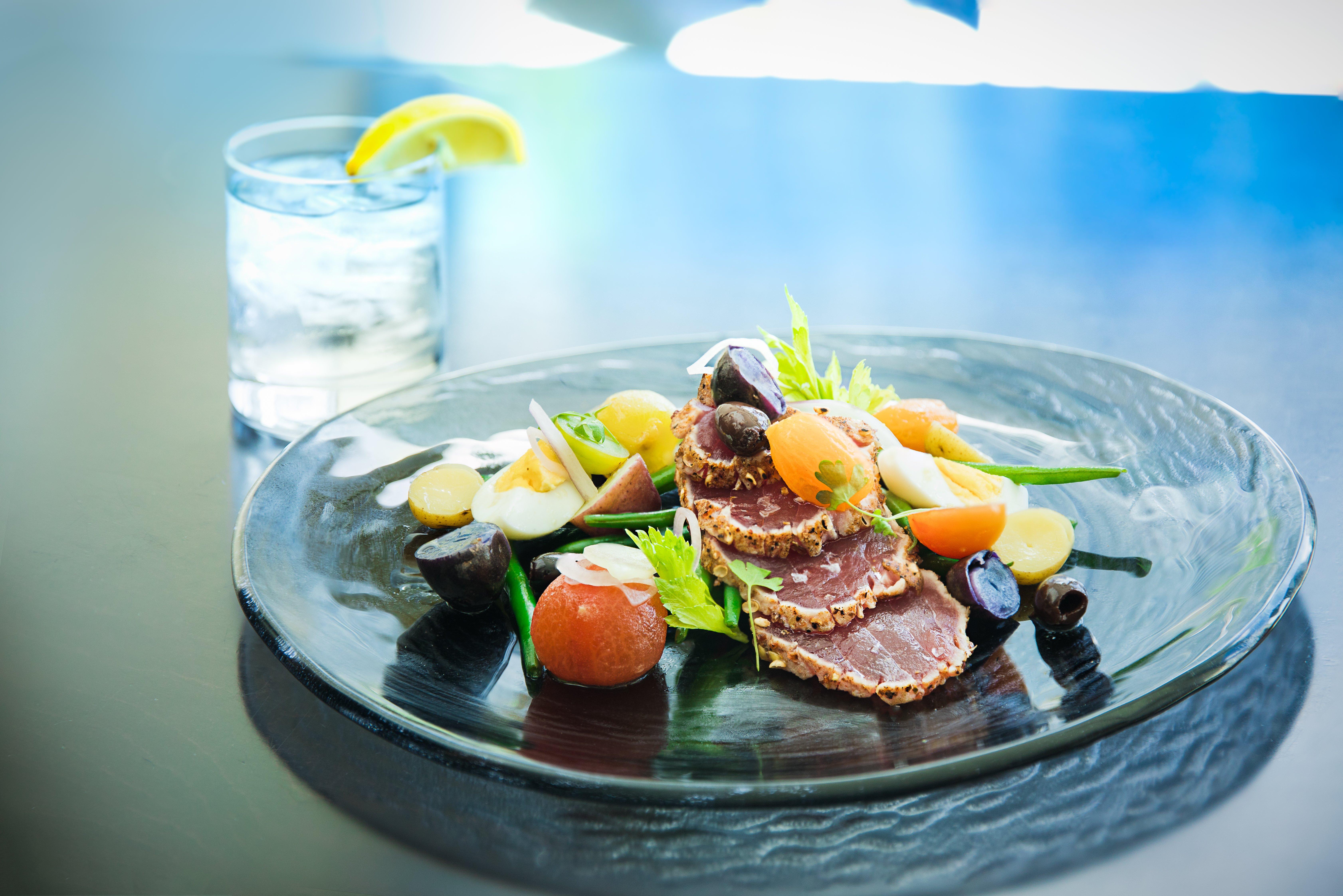킴턴 에픽 호텔 마이애미 외부 사진 A plate of dried and smoked reindeer meat