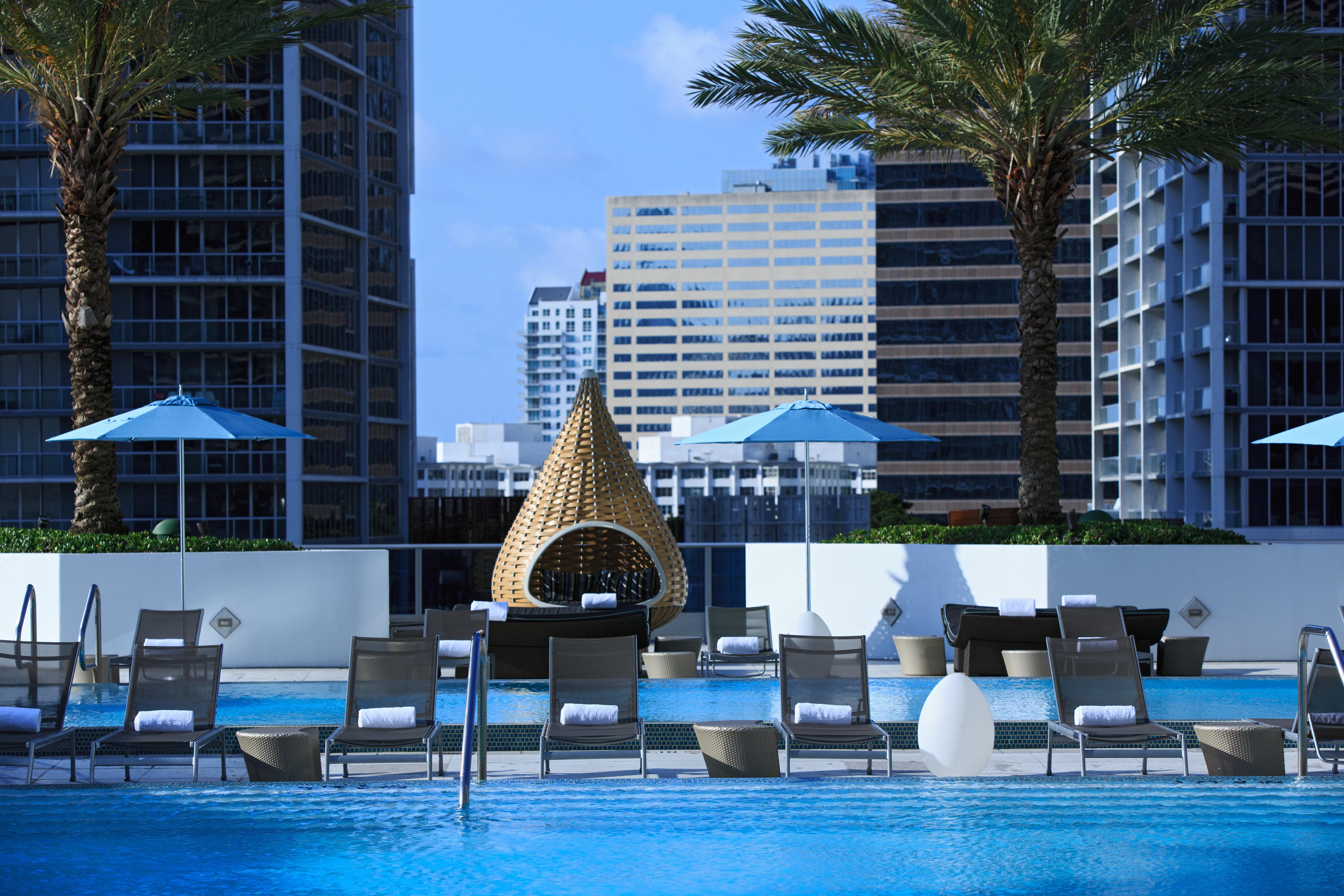 킴턴 에픽 호텔 마이애미 외부 사진 The pool at the JW Marriott Marquis Houston